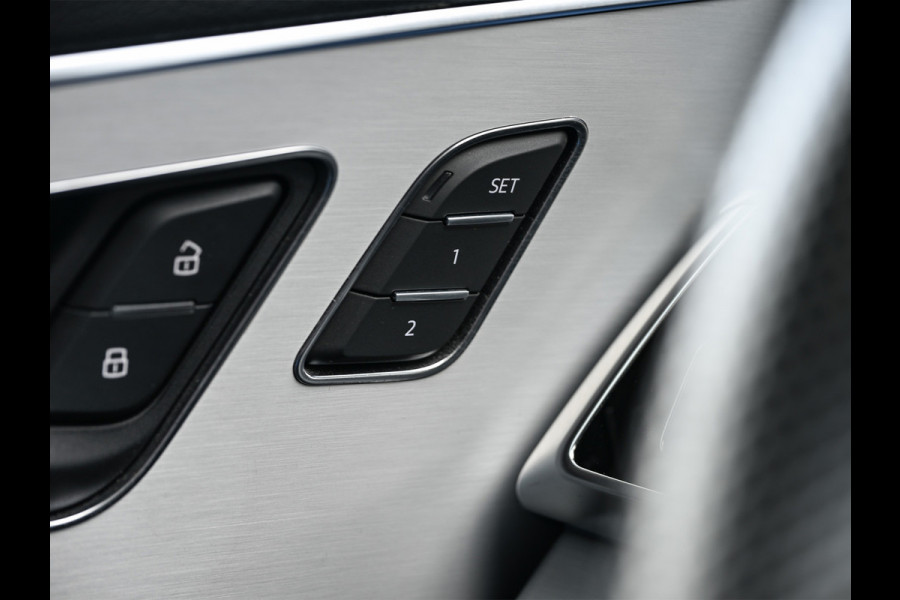 Audi Q7 55 TFSI e quattro Pro Line S | S-Seats | Panoramdak | Bang&Olufsen | Head-up | Memory | Trekhaak | Luchtvering | 360 camera | Soft-close | Adaptive cruise