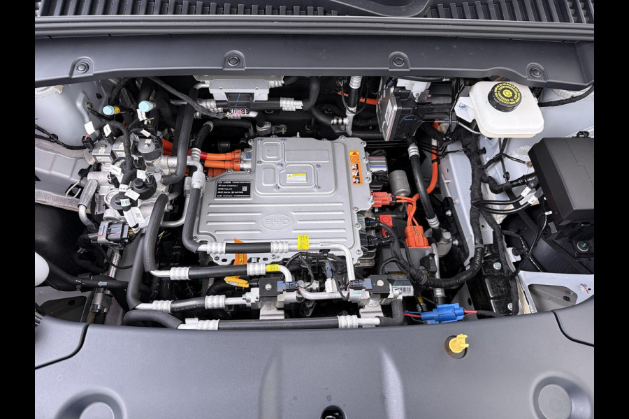 BYD ATTO 2 Boost 45 kWh VAN € 31.900,- VOOR € 27.877,- UW LENTEVOORDEELl: €4.023,-!| DIRECT LEVERBAAR | Volledige BYD Fabrieksgarantie t/m 11-2030 of 150.000 km | Stoel & Stuurverwarming | Adaptieve Cruise | 360° Camera | Panoramadak | Dodehoekassistent | Origineel NL Auto