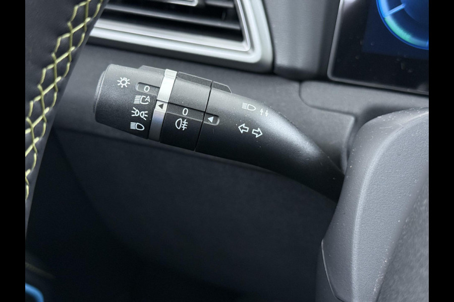 BYD ATTO 2 Boost 45 kWh VAN € 31.900,- VOOR € 27.877,- UW LENTEVOORDEELl: €4.023,-!| DIRECT LEVERBAAR | Volledige BYD Fabrieksgarantie t/m 11-2030 of 150.000 km | Stoel & Stuurverwarming | Adaptieve Cruise | 360° Camera | Panoramadak | Dodehoekassistent | Origineel NL Auto