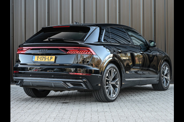 Audi Q8 55 TFSI e quattro Pro Line | Head-Up | Night vision | Luchtvering | Adaptive cruise | 360 Camera | Soft close | Keyless | Ambiance interieur | Achterbank verwarming | Trekhaak