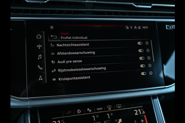 Audi Q8 55 TFSI e quattro Pro Line | Head-Up | Night vision | Luchtvering | Adaptive cruise | 360 Camera | Soft close | Keyless | Ambiance interieur | Achterbank verwarming | Trekhaak