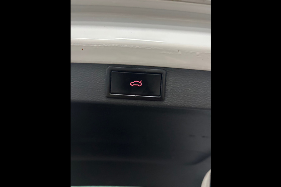 Škoda Octavia Combi 1.0 e-TSI Business Edition Plus Automaat | Navi | Clima | Cruise | PDC| Trekhaak