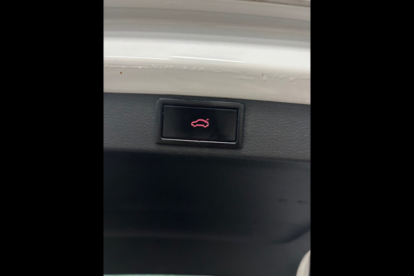 Škoda Octavia Combi 1.0 e-TSI Business Edition Plus Automaat | Navi | Clima | Cruise | PDC| Trekhaak