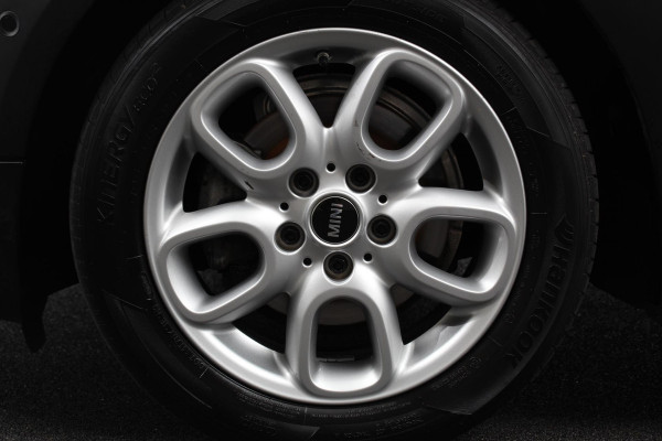 MINI One 1.5 Automaat One Pepper | Matrix Led koplampen | Climate Control | Parkeersensoren | Cruise Control Adaptive | Stoelverwarming | Union Jack lampen | Camera