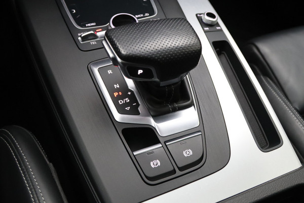 Audi Q5 55 TFSI e Quattro 367 PK Competition PHEV, RS-Leder, Panoramadak, Memory, Camera