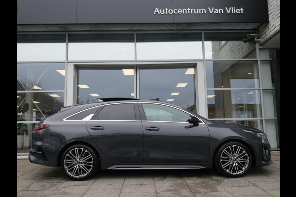 Kia ProCeed 1.5 T-GDI GT-PlusLine | Schuif/open Dak | Stoel-Stuur verw | 18''LM | Navi | Carplay |