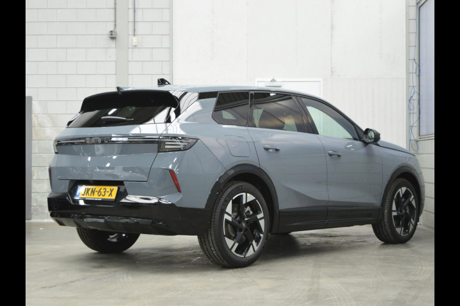 Opel Grandland 1.6 Turbo Plug-in-Hybrid Business Edition SCHUIF- KANTELDAK | LEREN BEKLEDING | CAMERA MET SENSOREN |