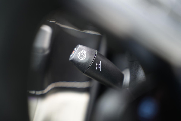 Mercedes-Benz G-Klasse 500 Schuifdak Nappaleder Burmester 3D Massage Adapt. Cruise IWC