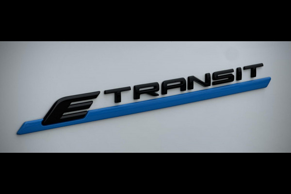 Ford E-Transit Cust. 320 L1H1 Trend 65 kWh Nieuw! Laadruimte pakket|Stoelverw|3zits