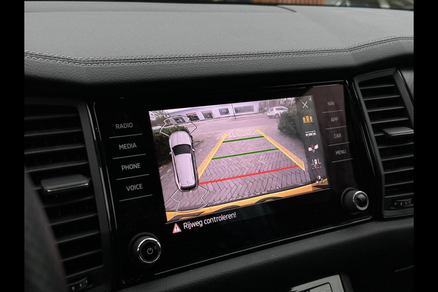 Škoda Kodiaq 1.5 TSI Sportline Business Adaptieve Cruise Stoelverw. Sportstoelen LED