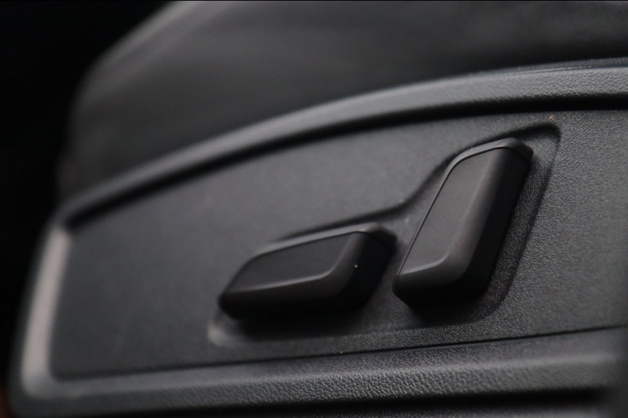 Audi Q5 2.0 TFSI quattro S-Line / PANODAK / VIRTUAL / B&O / ACC / KEYLESS / DODEHOEK