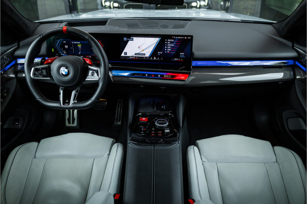 BMW 5 Serie Touring M5 - Panorama | B&W | Carbonpakket