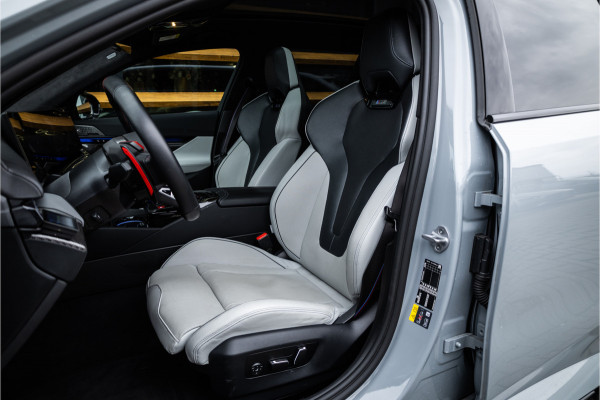 BMW 5 Serie Touring M5 - Panorama | B&W | Carbonpakket