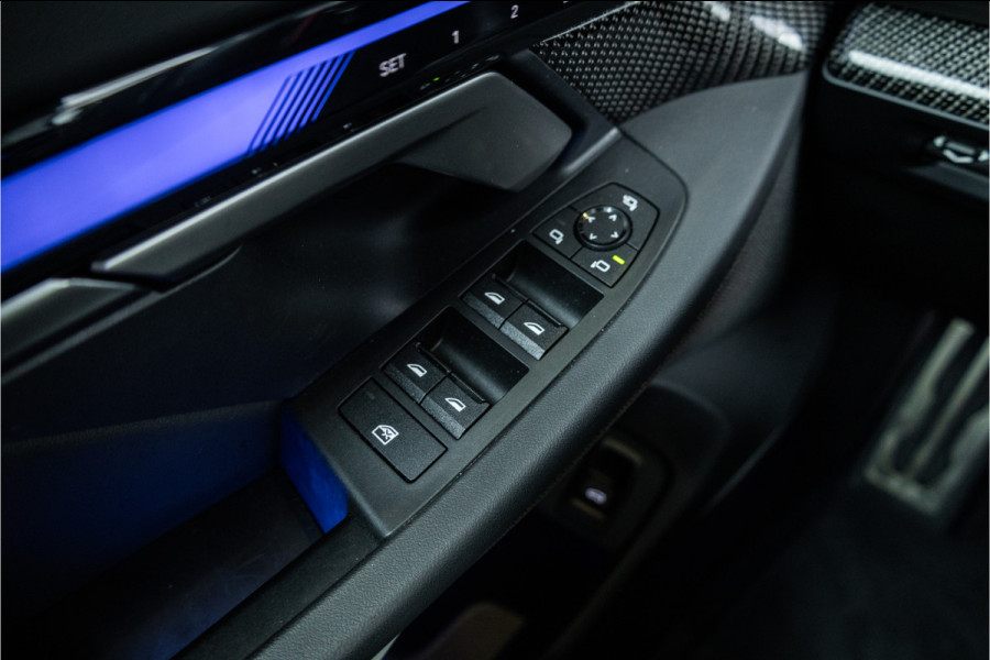 BMW 5 Serie Touring M5 - Panorama | B&W | Carbonpakket