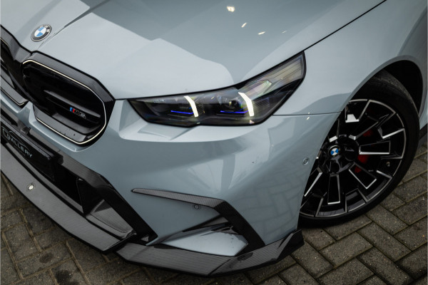 BMW 5 Serie Touring M5 - Panorama | B&W | Carbonpakket