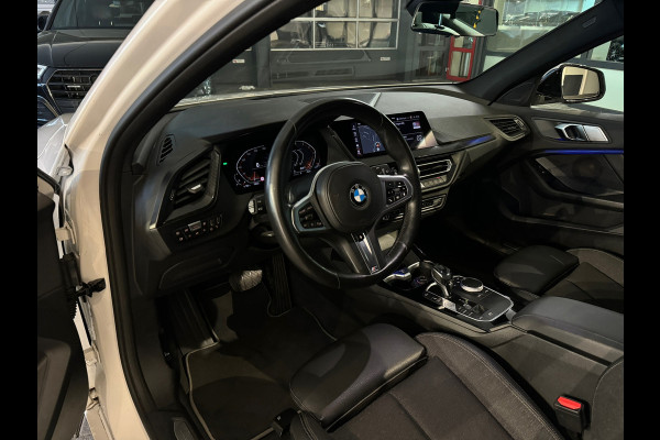BMW 1-serie 118i High Executive M Sport Sfeer|CarPlay|NAP
