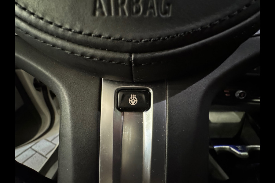 BMW 1-serie 118i High Executive M Sport Sfeer|CarPlay|NAP