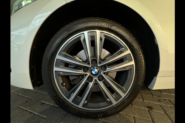 BMW 1-serie 118i High Executive M Sport Sfeer|CarPlay|NAP
