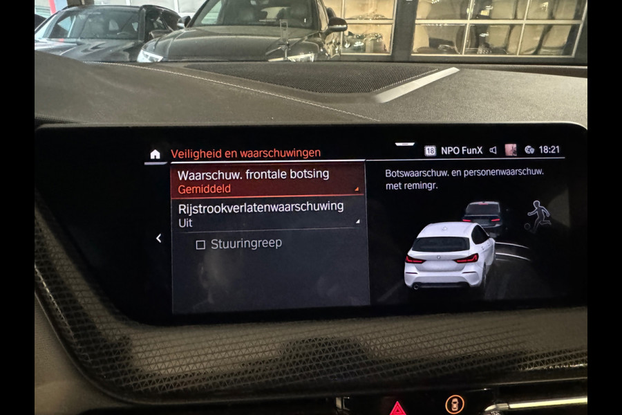 BMW 1-serie 118i High Executive M Sport Sfeer|CarPlay|NAP