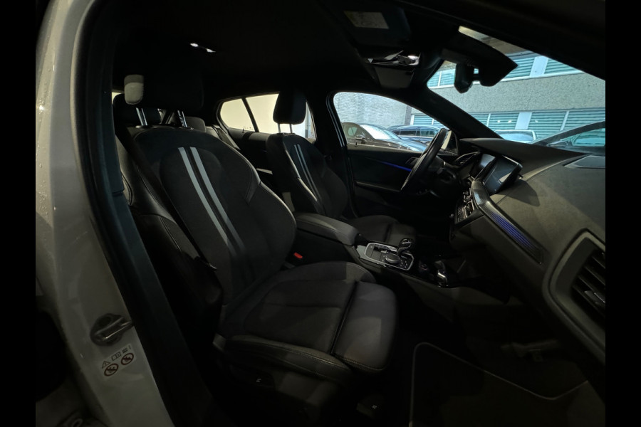 BMW 1-serie 118i High Executive M Sport Sfeer|CarPlay|NAP