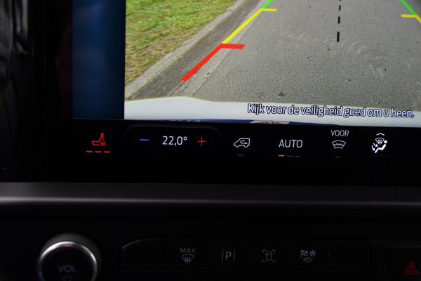 Ford Transit Custom 300 2.0 TDCI L1H1 Limited PB Edition Virtual, Camera, Cruise, Carplay, Stoelverwarming, LED, 136pk, Voorruit verwarming, Multimedia, Sensoren, Uniek!