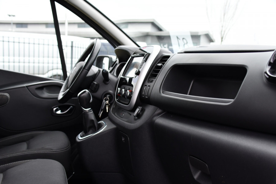 Renault Trafic 2.0 dCi 145 T29 L2H1 Luxe Cruise, Carplay, LED, 145pk, Automaat, Multimedia, Sensoren, Trekhaak, NAVI, Uniek!