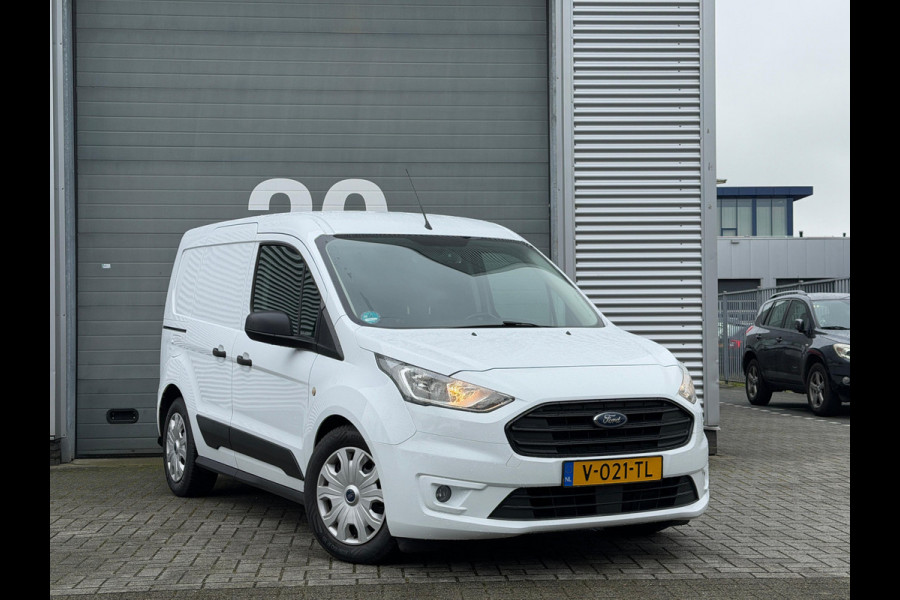 Ford Transit Connect 1.5 EcoBlue | 3-Zitter | Airco | Camera | Trekhaak | Cruise control | NAP Logisch | Nieuwe APK | Dealer onderhouden | Euro 6