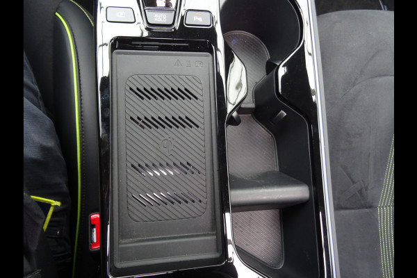 Kia Ev6 GT AWD 77.4 kWh * DEMO * 585 PK * EYE-CATCHER !!