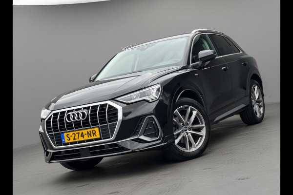 Audi Q3 35 TFSI S LINE edition one, panoramadak, stoelverwarming, digitaal cockpit , dealer onderhouden