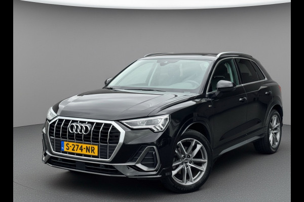 Audi Q3 35 TFSI S LINE edition one, panoramadak, stoelverwarming, digitaal cockpit , dealer onderhouden
