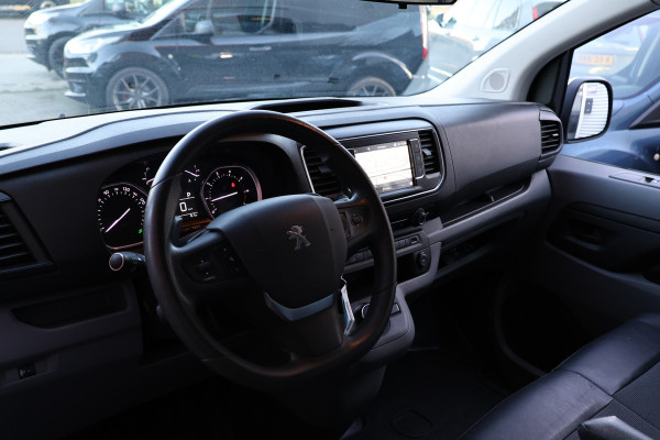 Peugeot Expert 2.0 BlueHDI 180 Premium Pack 177 PK | 3-Zitter | CarPlay | Camera | Dodehoek detector | Airco | Trekhaak | Lederen bekleding | Nieuwe APK | NAP Logisch