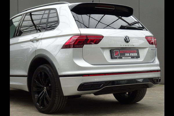 Volkswagen Tiguan 1.4 TSI eHybrid R-Line Business * PANORAMAKDAK * 40 KM ACCU RANGE !!