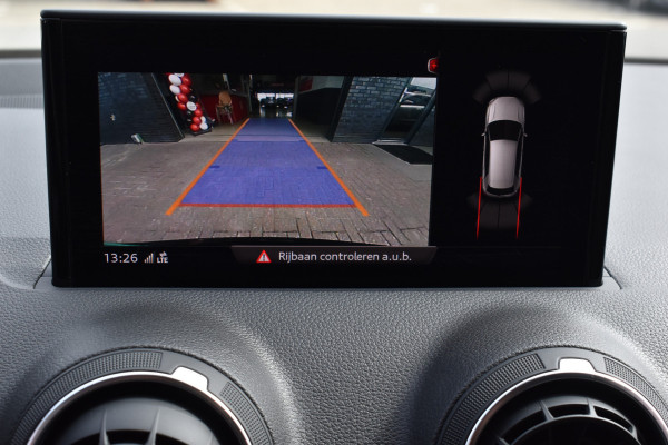 Audi Q2 35 TFSI S Edition Automaat Navi digi-cockpit