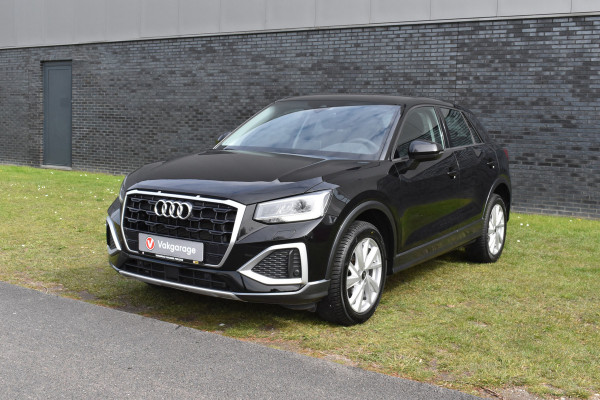 Audi Q2 35 TFSI S Edition Automaat Navi digi-cockpit