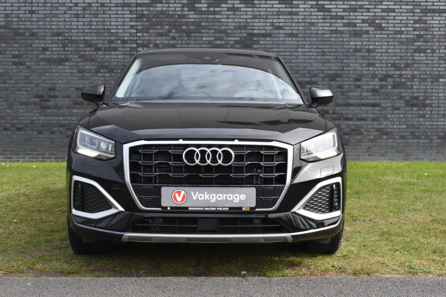 Audi Q2 35 TFSI S Edition Automaat Navi digi-cockpit
