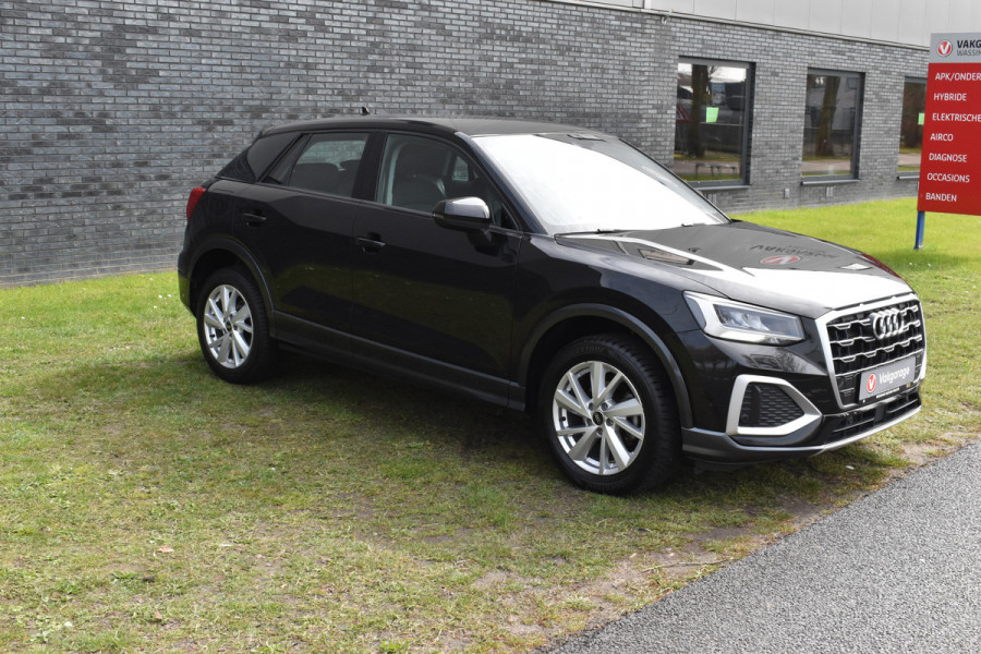 Audi Q2 35 TFSI S Edition Automaat Navi digi-cockpit