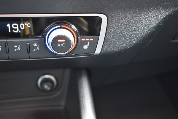 Audi Q2 35 TFSI S Edition Automaat Navi digi-cockpit