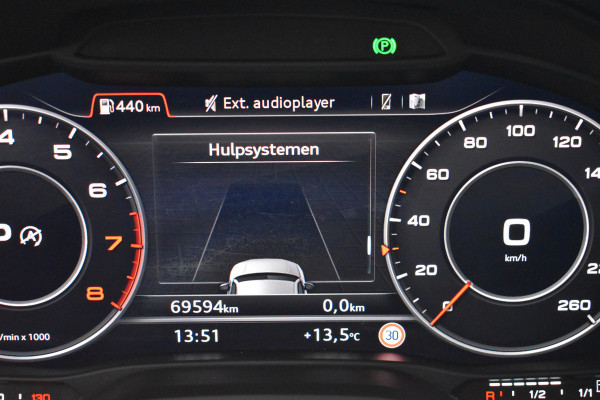 Audi Q2 35 TFSI S Edition Automaat Navi digi-cockpit