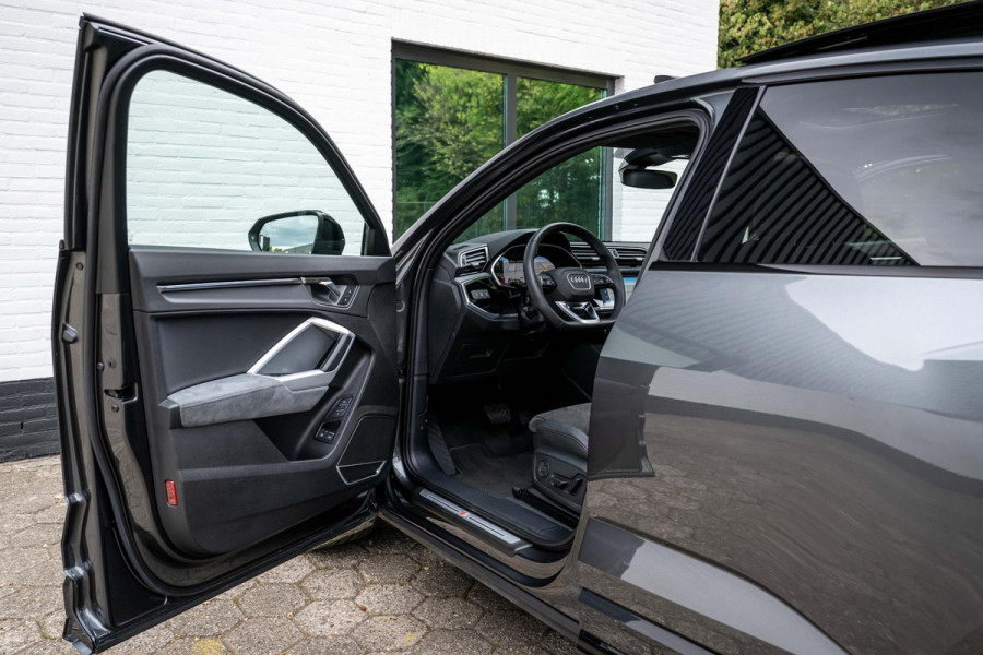 Audi Q3 Sportback 45 TFSI e S-Line 245pk ACC Pano Trekhaak