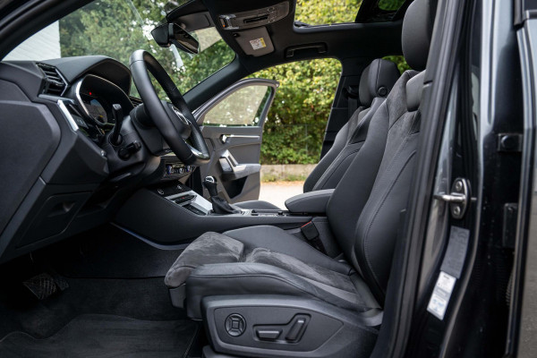 Audi Q3 Sportback 45 TFSI e S-Line 245pk ACC Pano Trekhaak