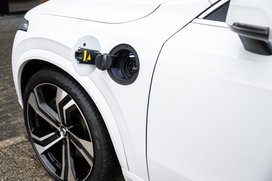 Volvo XC90 2.0 T8 Recharge AWD Inscription 455pk LONG RANGE