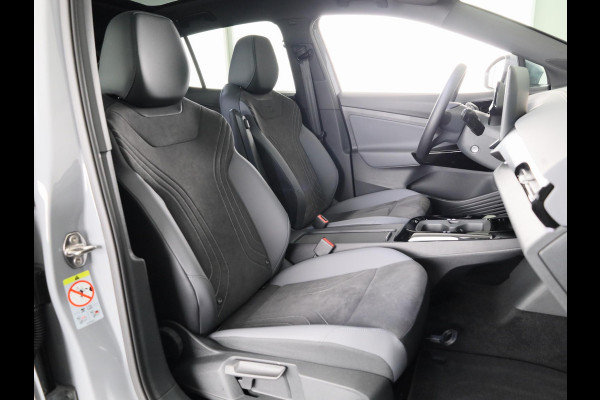 Volkswagen ID.5 Pro Business 77 kWh accu, 210 kW / 286 pk SUV Elek | 360 Camera | Led matrix | Navigatie | Elektrische Achterklep | Panoramdak | Stoelverwarming |
