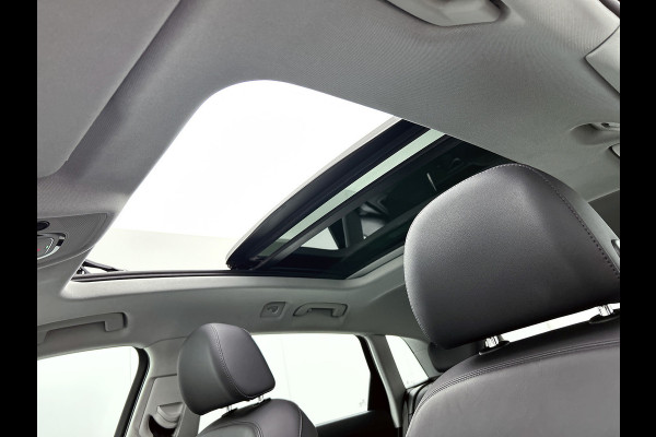 Audi e-tron E-tron 50 quattro Launch edition plus 71 kWh (PANORAMADAK, Soh 97%, MEMORY SEATS, STOELVERWARMING, CARPLAY)