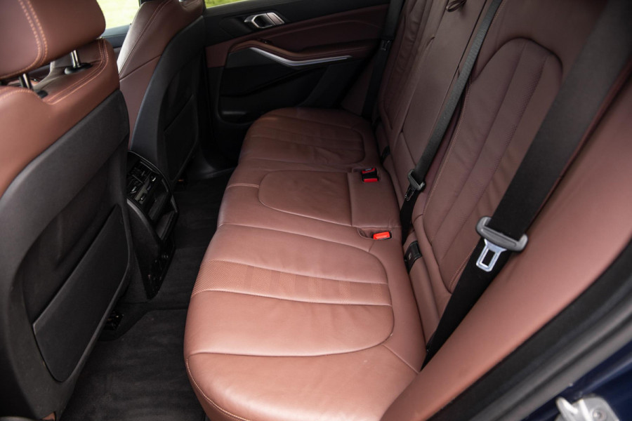 BMW X5 xDrive45e Executive 360 CAMERA / BRUIN LEER / LED / KEYLESS / STOELVERWARMING / LEER