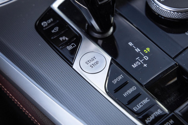 BMW X5 xDrive45e Executive 360 CAMERA / BRUIN LEER / LED / KEYLESS / STOELVERWARMING / LEER