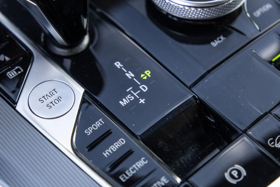 BMW X5 xDrive45e Executive 360 CAMERA / BRUIN LEER / LED / KEYLESS / STOELVERWARMING / LEER