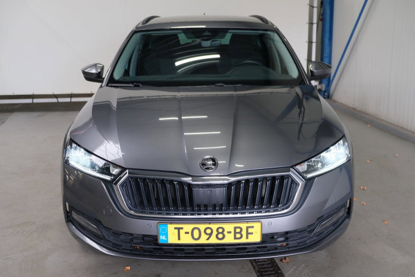 Škoda Octavia Combi 1.0 e-TSI Ambition - N.A.P. Airco, Cruise, Navi, PDC, Trekhaak.