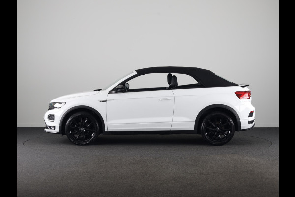 Volkswagen T-Roc 1.5 TSI R-Line 150 pk Automaat (DSG) | Leer Interieur | Navigatie | Parkeersensoren (Park assist) | Achteruitrijcamera | Windscherm | Stoel/stuur verwarming | Black Style pakket | R-Line |