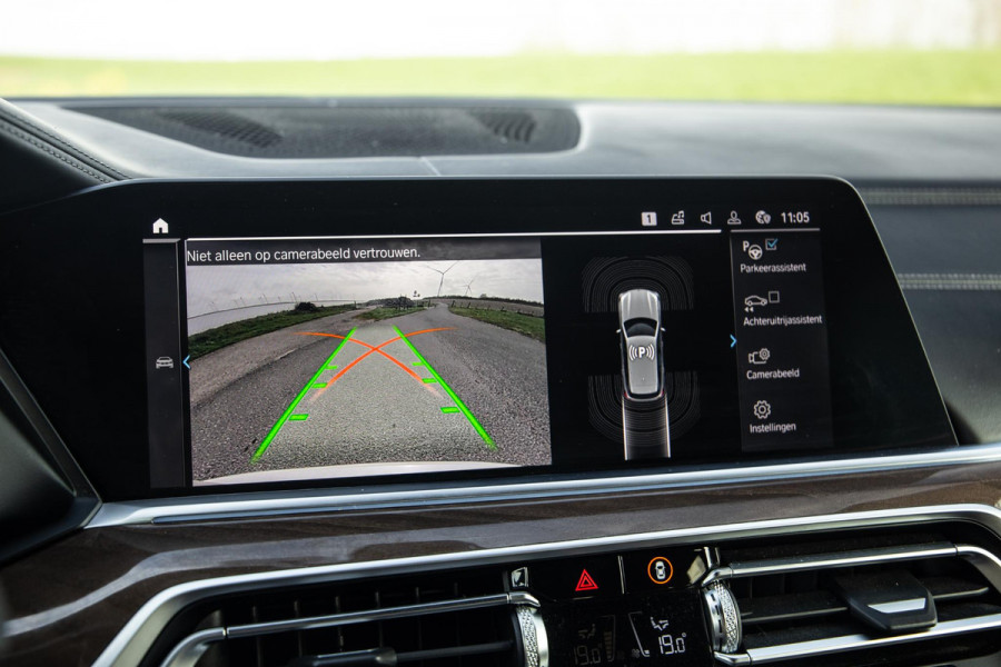 BMW X5 xDrive45e High Executive M PAKKET / BRUIN LEER / DIAMAND POOK / STOEL VERWARMING / CAMERA