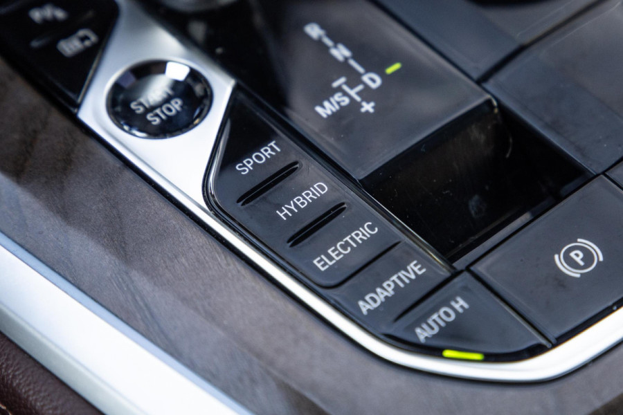 BMW X5 xDrive45e High Executive M PAKKET / BRUIN LEER / DIAMAND POOK / STOEL VERWARMING / CAMERA